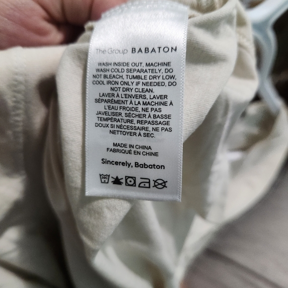 Aritzia Babaton Foundation Top - Picture 4 of 5